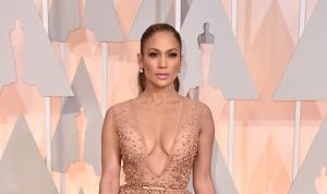 Jennifer Lopez upozadila pozadí, upřednostnila popředí